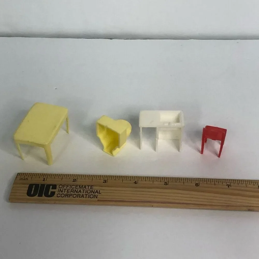 vintage dollhouse furniture plastic kitchen bathroom yellow red white miniatures